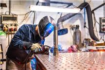 Jak dobierać stoły spawalnicze?