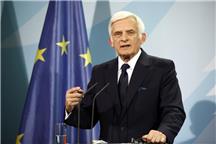 Premier Buzek Premier Buzek