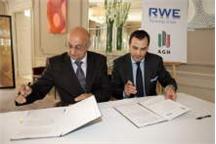 RWE wspólnie z Akademią Górniczo - Hutniczą w Krakowie planują kształcić i promować ideę zrównoważonego rozwoju energetyki RWE wspólnie z Akademią Górniczo - Hutniczą w Krakowie planują kształcić i promować ideę zrównoważonego rozwoju energetyki