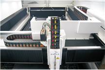 Produkty igus w wycinarkach Eagle firmy Power-Tech